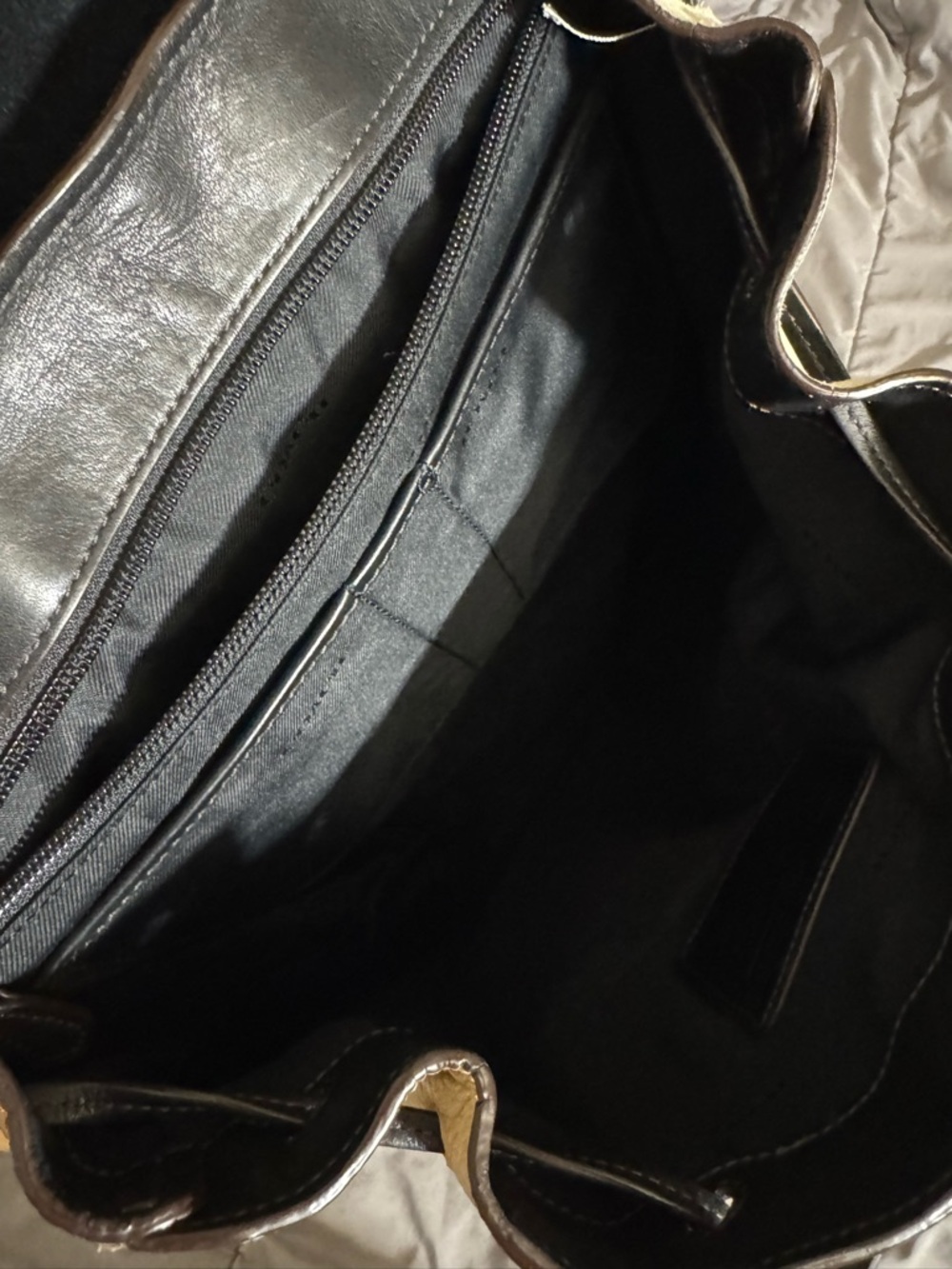 Coach clamshell patchwork backpack - Picture 6 of 8